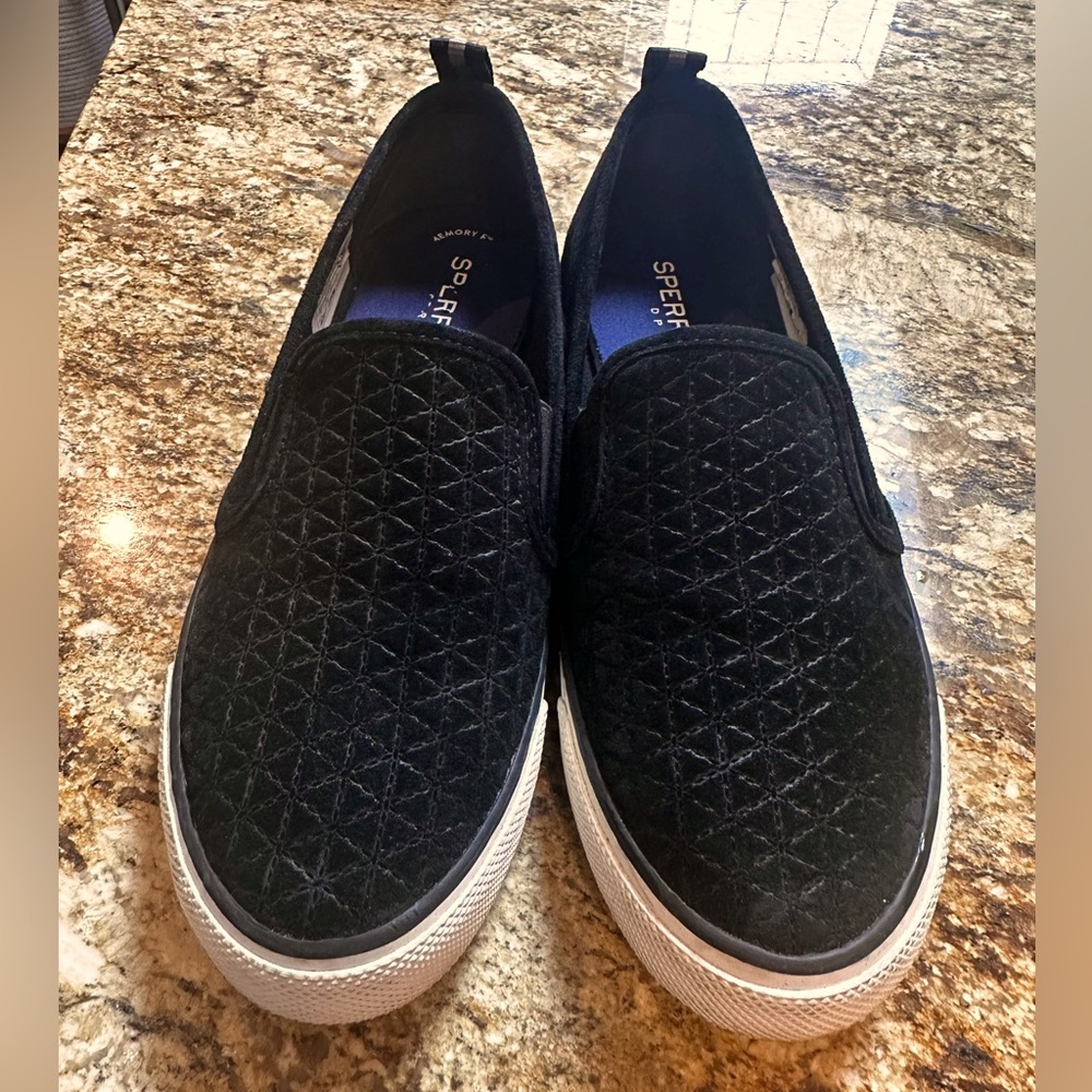 Sperry Size 10 Black Shoes